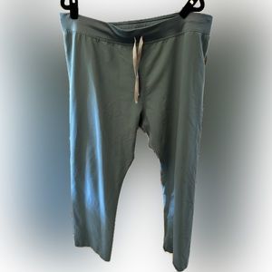 Figs Hydrogreen Livingston Bottom